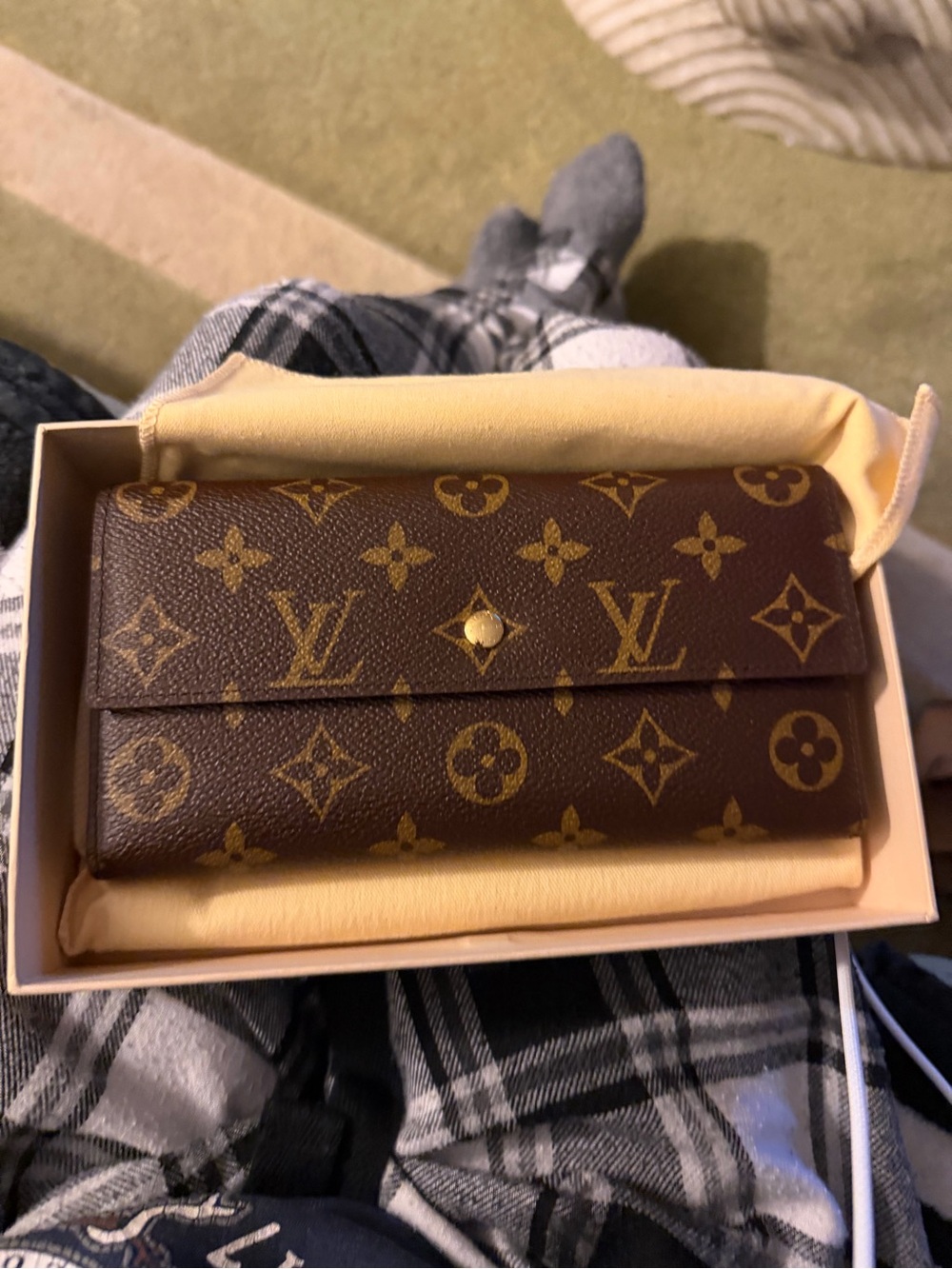 Brand New Louis Vuitton Monogram Pf Inter Nm wallet. Pristine!! All original!